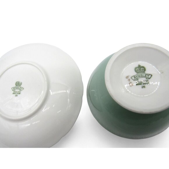 AYNSLEY Large Mouth Wide Teacup and Saucer Gold Filigree Floral Design England V - Picture 10 of 10